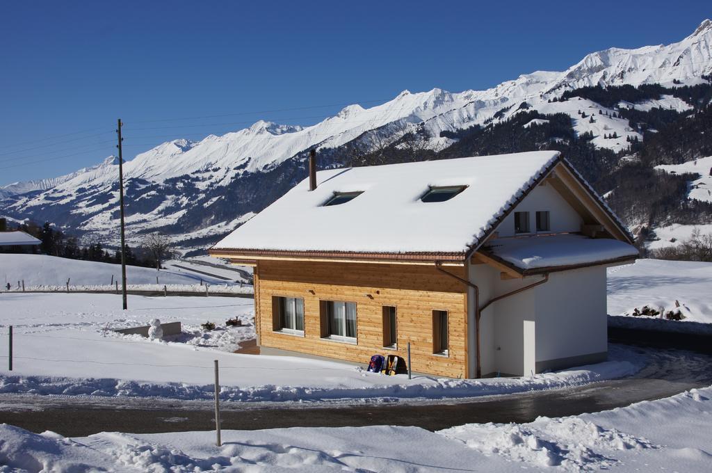 Gästehaus myHideaway Reichenbach im Kandertal Exterior foto