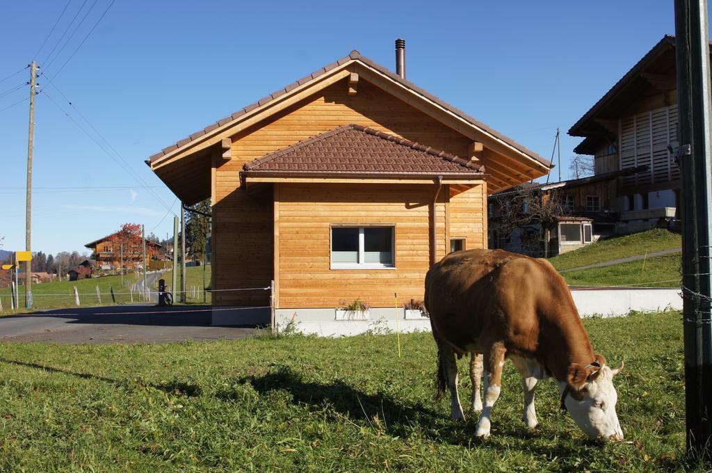 Gästehaus myHideaway Reichenbach im Kandertal Zimmer foto